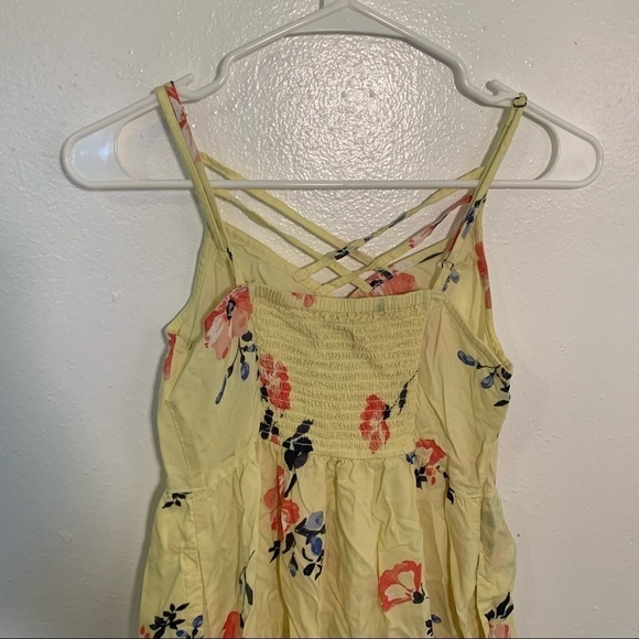 SO Sundress Cross Neck Yellow Floral - Picture 8 of 10